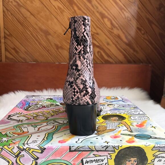 Jeffrey Campbell Kelam Western Bootie Pink Snake - Picture 4 of 10